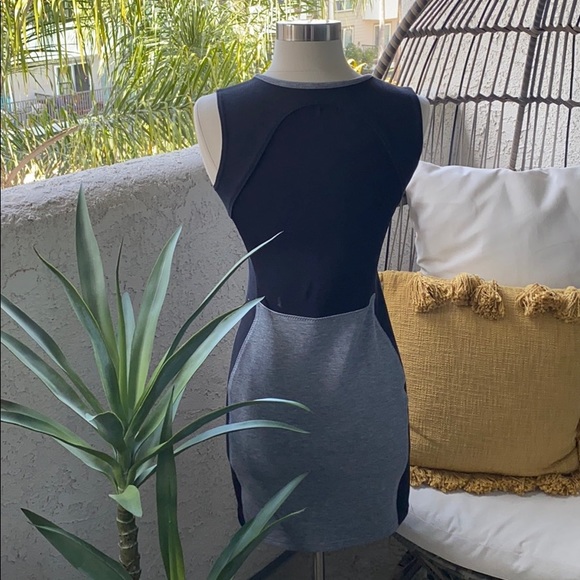 a t h l e t a . a t h l e i s u r e . d r e s s - Picture 4 of 6